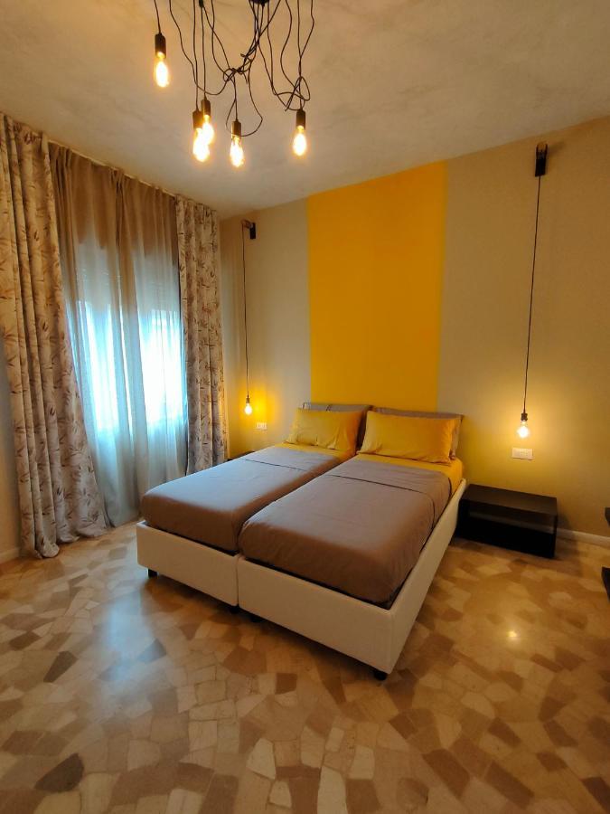 Zeljko'S Luxury Hostel Vicenza Exterior photo